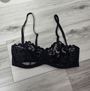 Adore Me Elegant Black Lace Bra Sz 32C